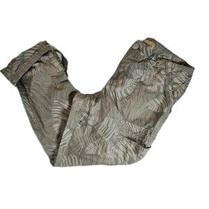Democracy Pants Womens 6 Green Leaf Print Flex-ellent Cropped‎ Casual Roll Tab